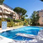 Limones De Génova ,150 M Playa Elviria * Marbella