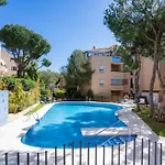 Apartment Holidays & Limones De Genova ,150 M Playa Elviria *