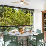 Holidays & Limones De Genova ,150 M Playa Elviria マルベーリャ