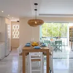 Holidays & Limones De Genova ,150 M Playa Elviria