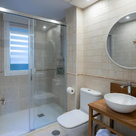 Limones De Genova ,150 M Playa Elviria Appartement *