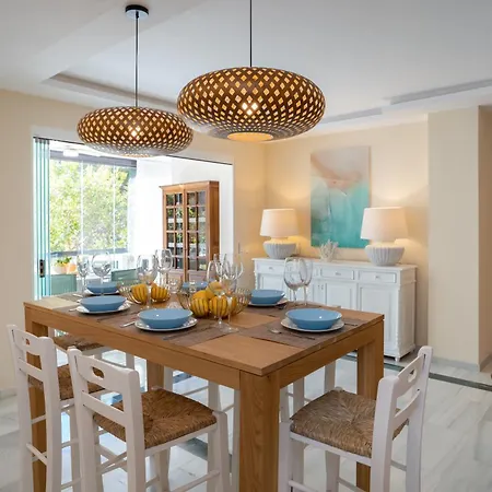 Limones De Genova ,150 M Playa Elviria Apartmán Marbella