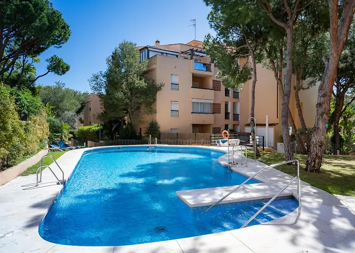 Limones De Genova ,150 M Playa Elviria アパート マルベーリャ