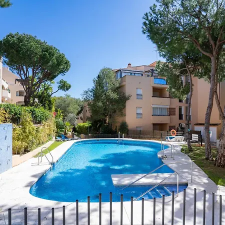 아파트 Limones De Genova ,150 M Playa Elviria *