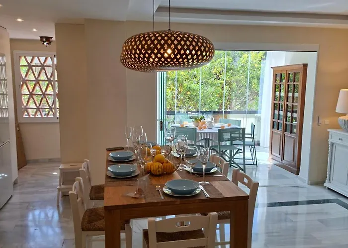 Limones De Genova ,150 M Playa Elviria Daire Marbella