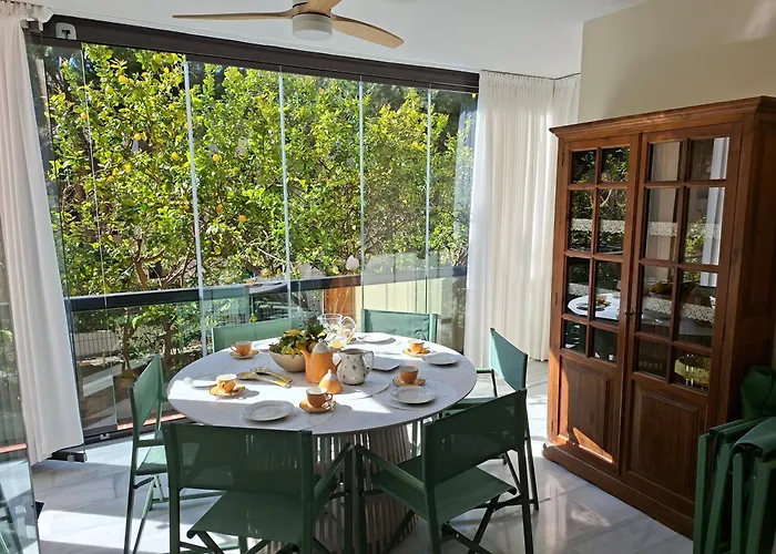 Daire Limones De Genova ,150 M Playa Elviria Marbella